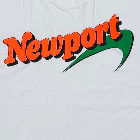 Newport LOGO ORANGE/GREEN WHITE SCREEN STARS XL 0552