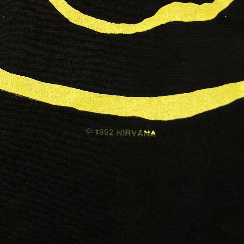 NIRVANA SMILE 1992 GILDAN XL 0559 | greatLAnd O