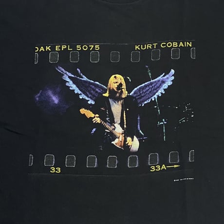 NIRVANA KURT COBAIN NIRVANA KURT COBAIN MEMORIAL THE END OF MUSIC 1999 ALLSPORT XL 9501