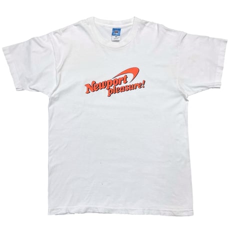 NEWPORT PLEASURE ! SMALL LOGO FRUIT OF THE LOOM LARGE 9684
