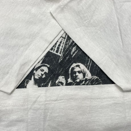 NIRVANA LIVE IN CONCERT BOOTLEG WHITE FITS MEDIUM 0803
