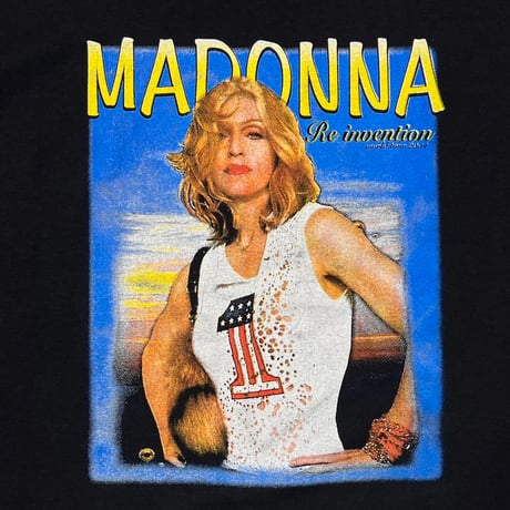 MADONNA RE INVENTION WORLD TOUR 2004 GILDAN XL 1760
