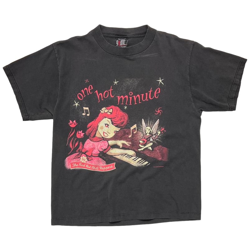 RED HOT CHILI PEPPERS 1995 ONE HOT MINUTE GIANT RED HOT CHILI PEPPERS 1995 ONE HOT MINUTE GIANT