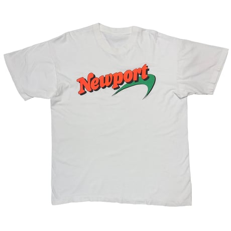 Newport 90s LOGO WHITE FITS XL 0966