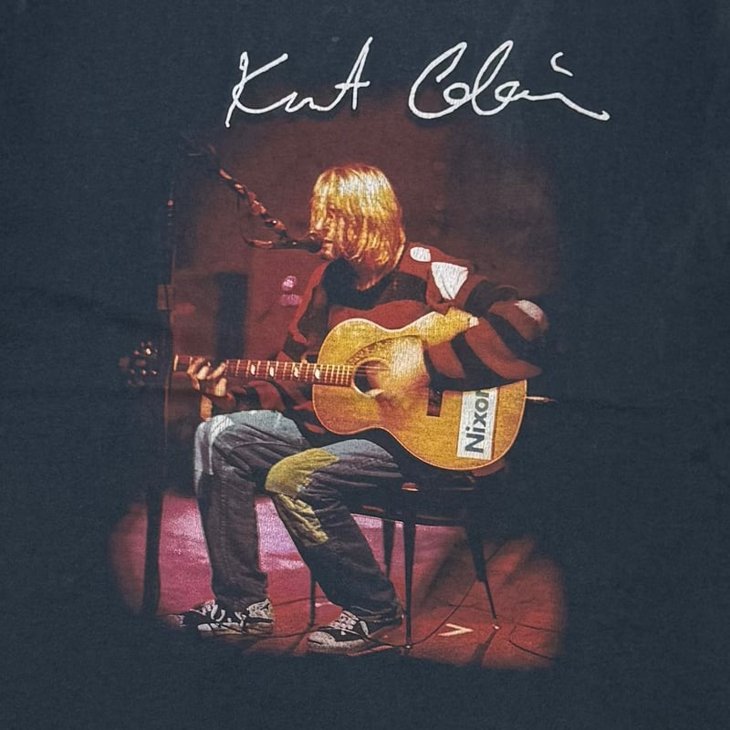 NIRVANA KURT COBAIN NIXON GUITER ANVIL XL 3536