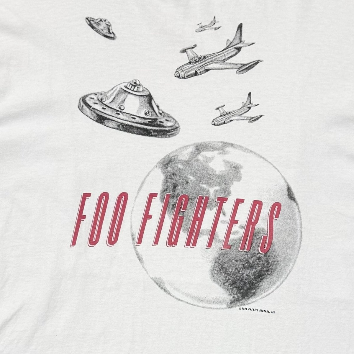 FOO FIGHTERS 1995 UFO WHITE ANVIL XL 8653 | gre