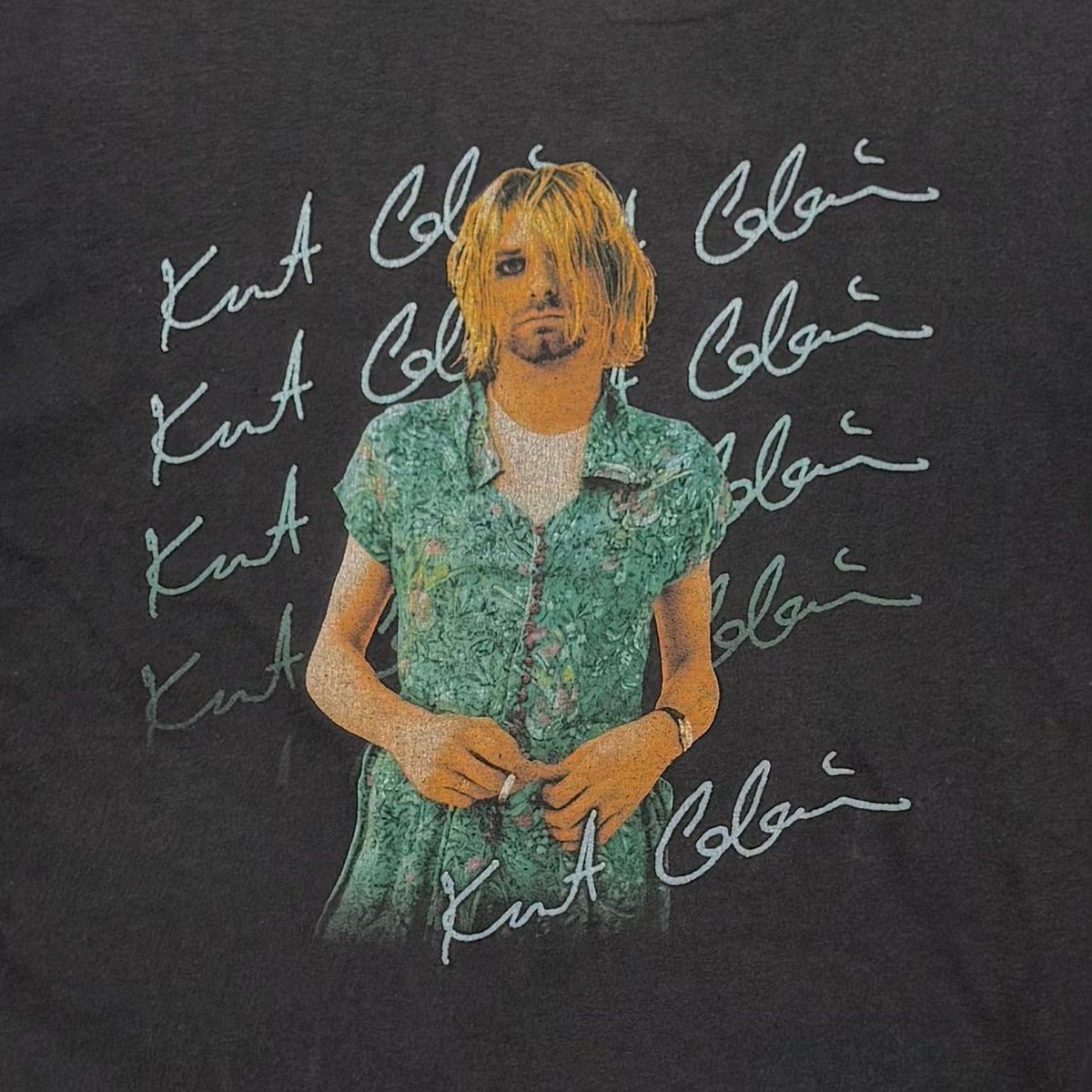 NIRVANA KURT COBAIN DRESS M&O FITS MEDIUM-LARGE