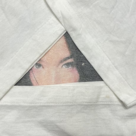 Bjork 1995 POST WHITE HANES LARGE 0167