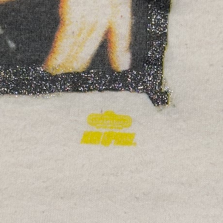 HOLE LIVE THROUGH THIS HANES LARGE 1766