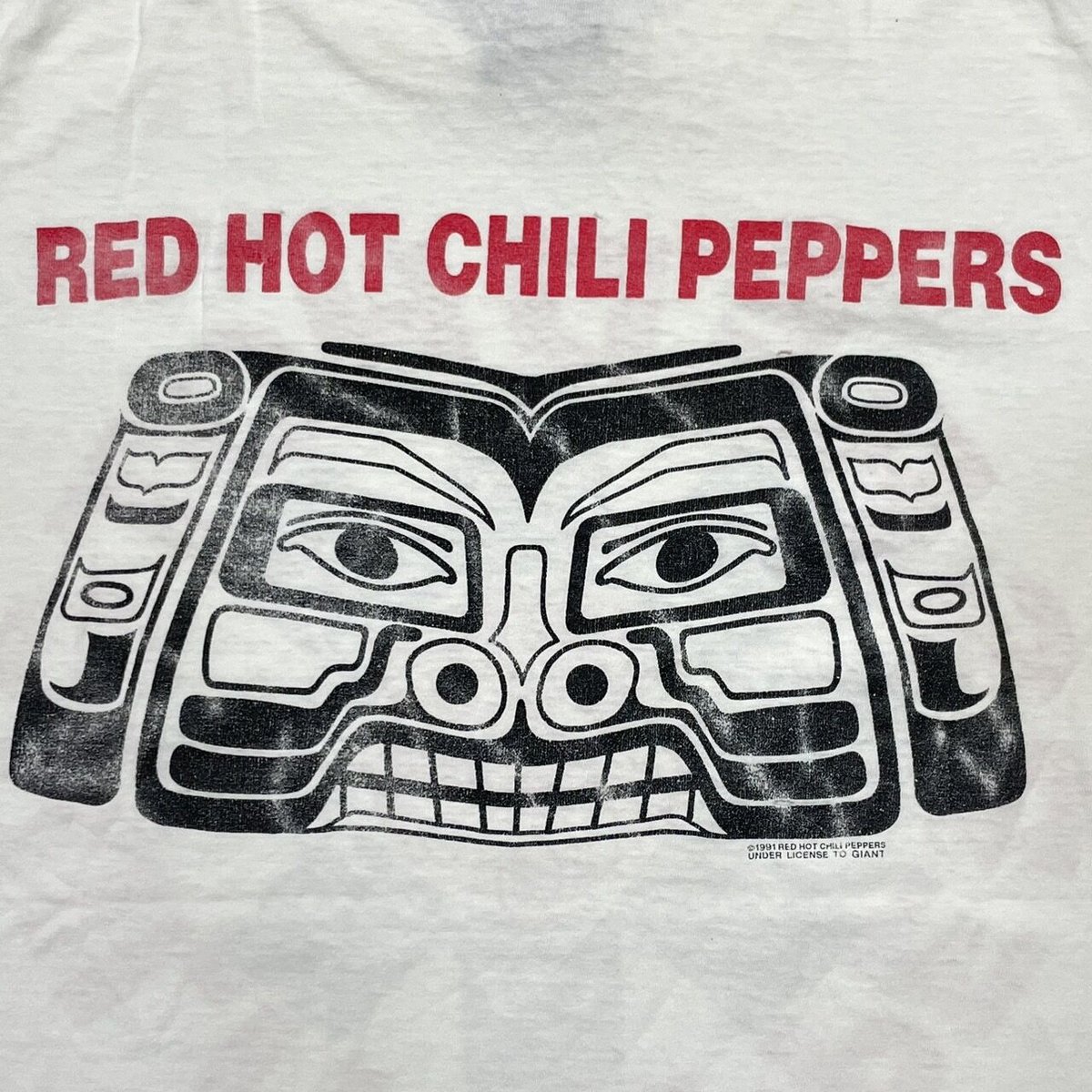 ミュージシャン RED HOT CHILI PEPPERS Nun Tower Tee XL RED HOT CHILI PEPPERS Nun Tower Tee 2024