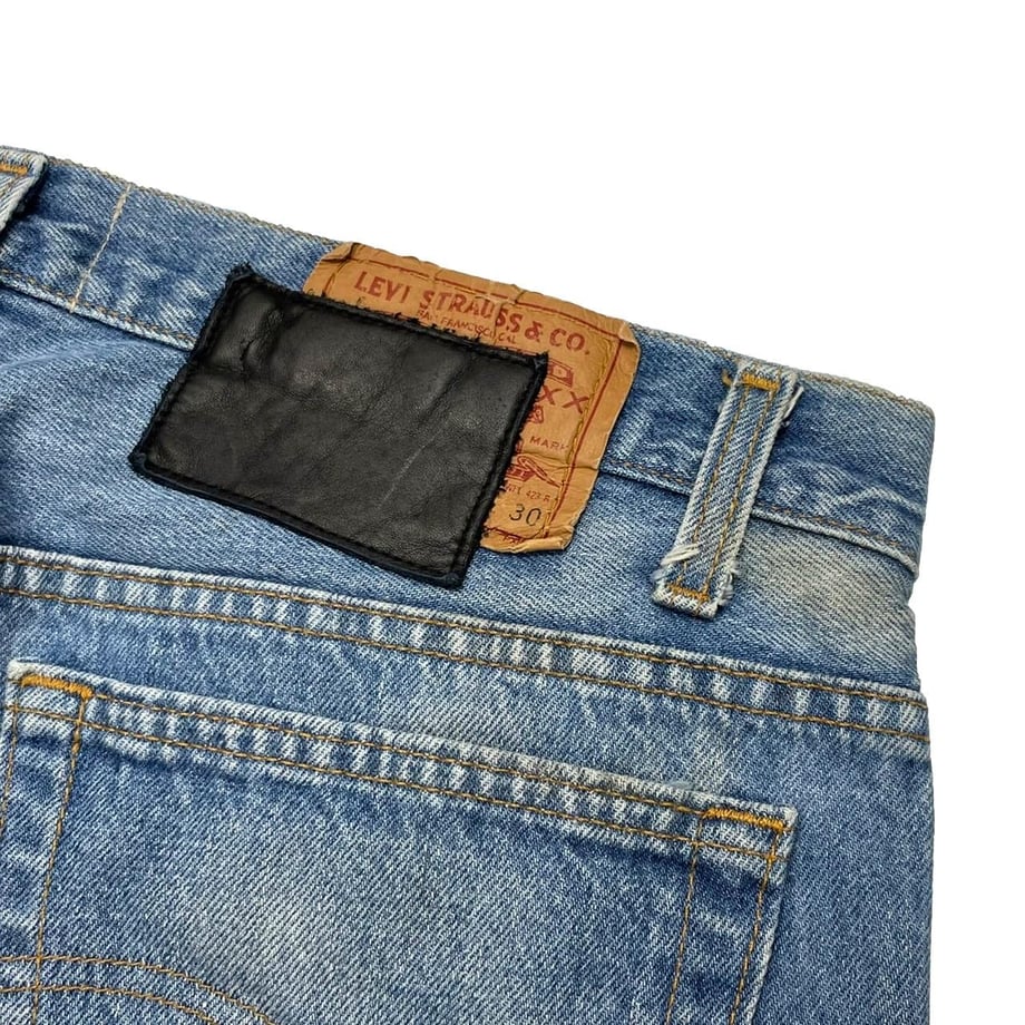 62779876b049a379624e2cfc