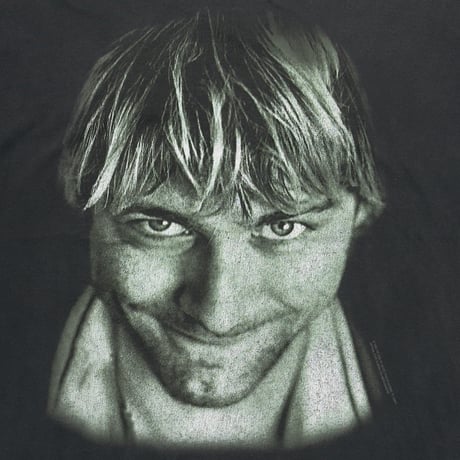 NIRVANA KURT COBAIN MONOCHROME MEMORIAL GIANT XL 2866