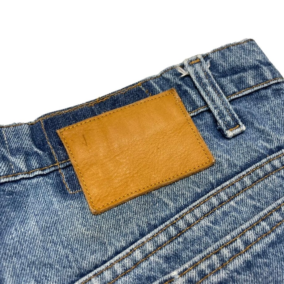6381de644292bf740ac429d4