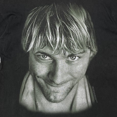 NIRVANA KURT COBAIN MEMORIAL MONOCHROME GIANT LARGE 3776