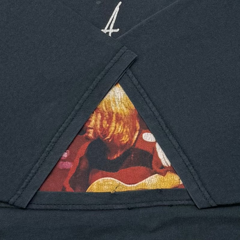 NIRVANA KURT COBAIN NIXON GUITER ANVIL XL 3536
