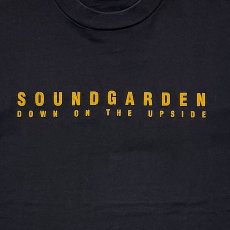 SOUNDGARDEN DOWN ON THE UPSIDE FITS LARGE 1198