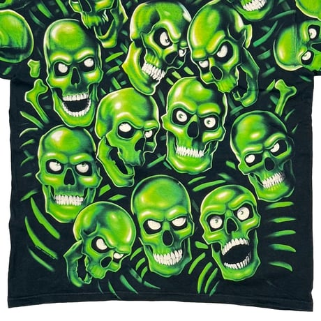 LIQUID BLUE 2001 SKULL PILE OVP LARGE 0609