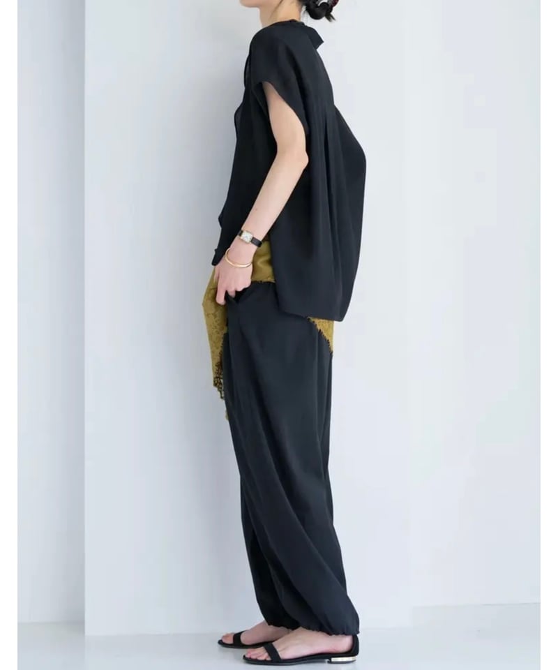 CHIGNON 】フロントカーブヘムシャツPO | nouvergine