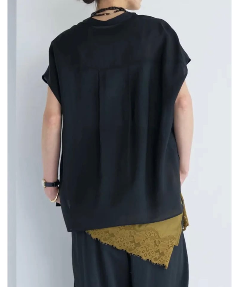 CHIGNON 新品✨ ラインフロントカーブヘムシャツPO(ブラック) CHIGNON 】フロントカーブヘムシャツPO | nouvergine