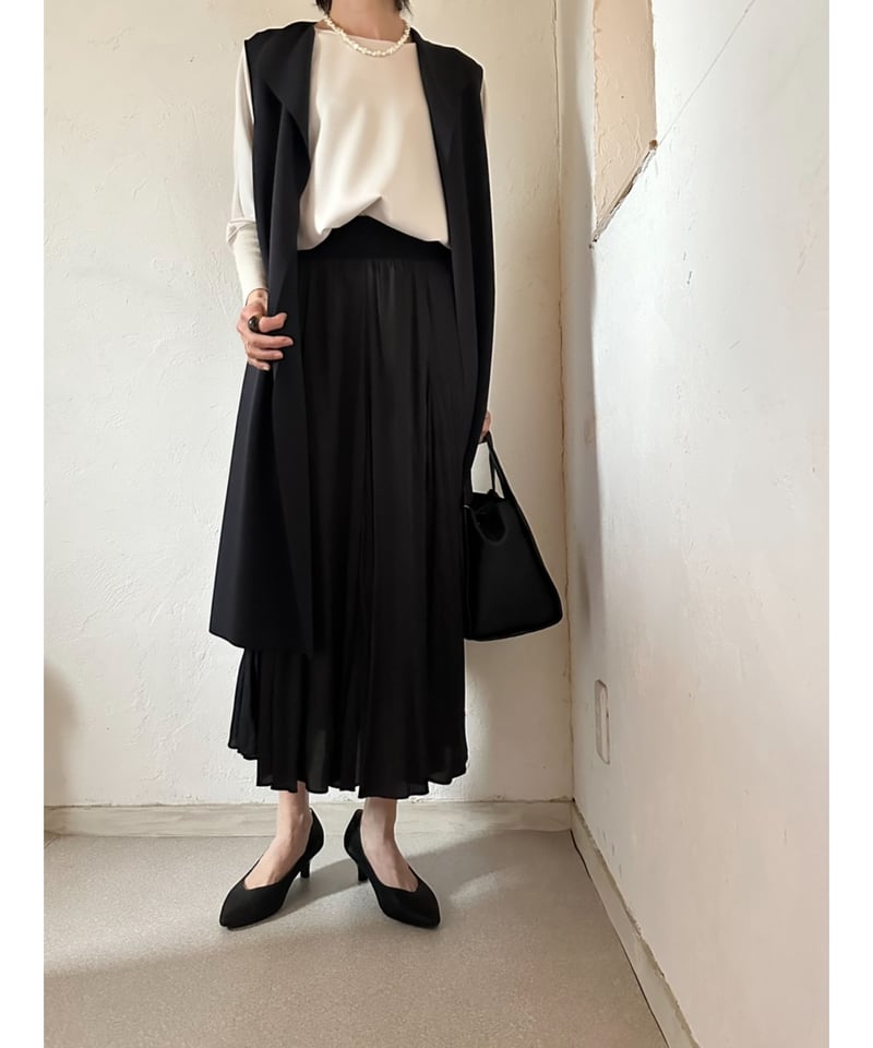 新品！mal.レレレさんボンディングチャコール WEB限定】＜New Balance＞ 327 LC スニーカー （スニーカー