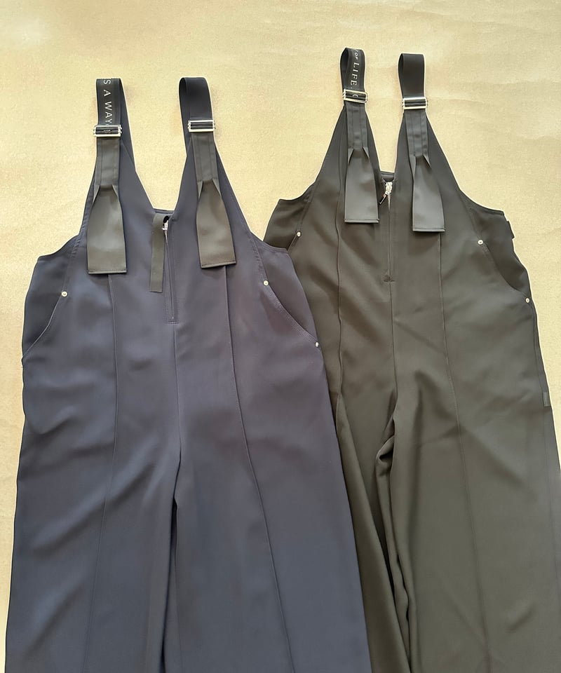 【本日限定価格】エイミーロウEimee Lawペインターロゴサロペット濃紺タグ付 Eimee law】ペインターロゴテープ サロペット | nouvergine