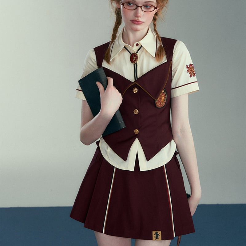 ハリーポッター 襟刺繍 スリムベスト カレッジスタイル