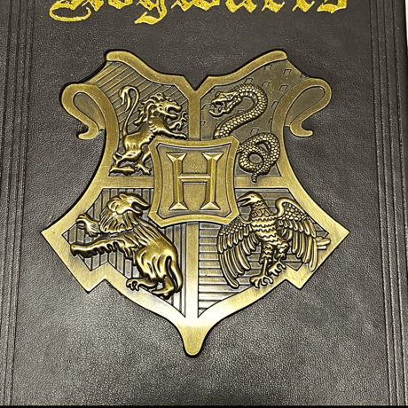 公式 ハリーポッターホグワーツ エンブレムレザーノート Harry Potter SHOP