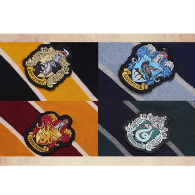 爆買いしたい 公式】 ハリーポッター 刺繍 マフラー 寮章入り ワーナー 服&ファッション小物