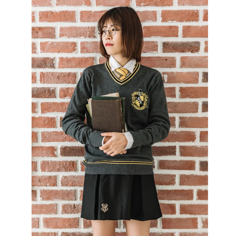 ハリー・ポッター 制服 Sサイズ 公式 ハリーポッターローブ キッズサイズ ホグワーツ制服 KYOUKO