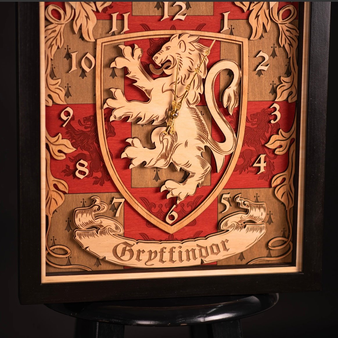 ハリーポッター公式品ウィーズリー家の木製掛け時計 レプリカ アンティーク 限定版 ハリーポッター公式品ウィーズリー家の木製掛け時計 レプリカ