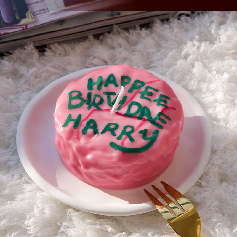 【海外限定】Glossier キャンドル　バースデーケーキ グロッシアー 海外限定】Glossier キャンドル バースデーケーキ グロッシアー