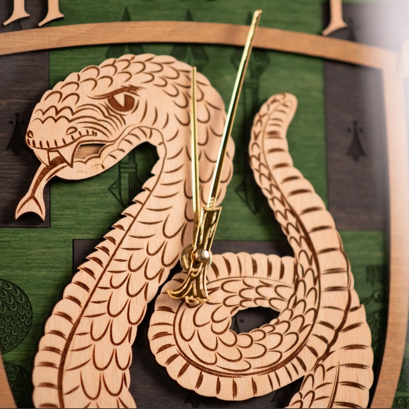 ハリーポッター スリザリン アンティーク 3D 壁掛け時計