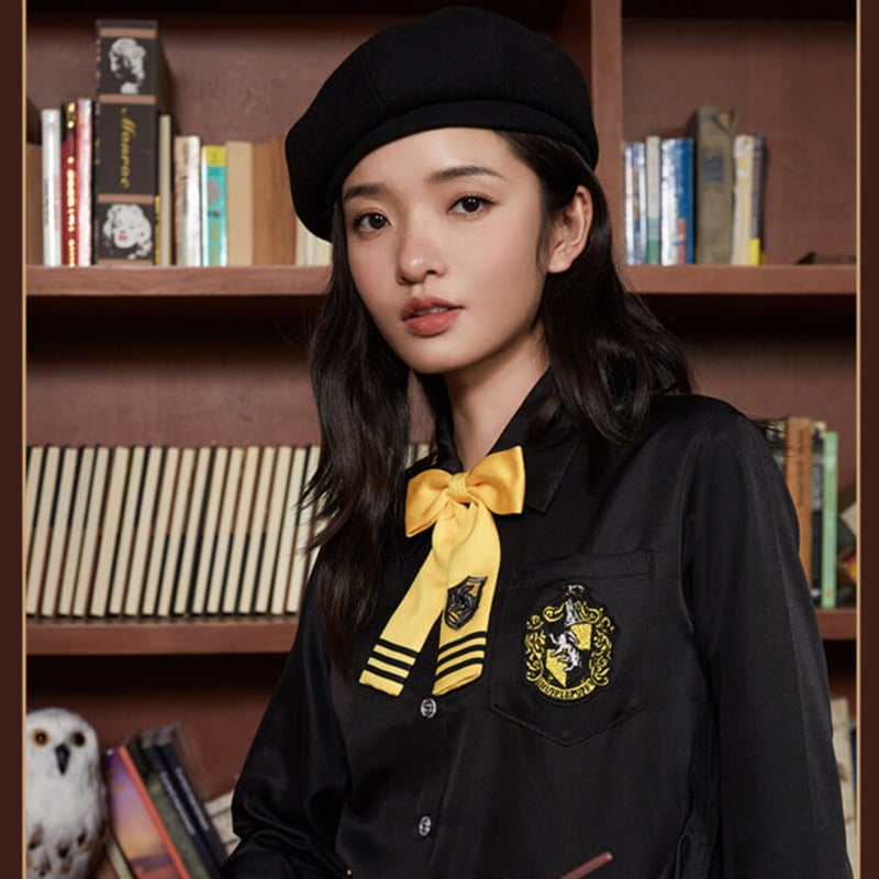 公式 ハリーポッター Yシャツ ブラウス 黒 寮章 英国風 ホグワーツ制服