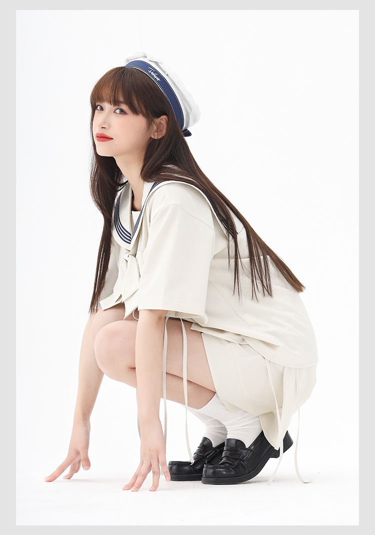 公式 サンリオ シナモロール レースアップセーラーパンツ 海外限定