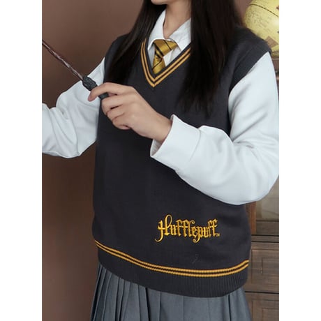 【公式】 ハリーポッター Vネックニット ベスト 刺繍入り  ホグワーツ制服 ME