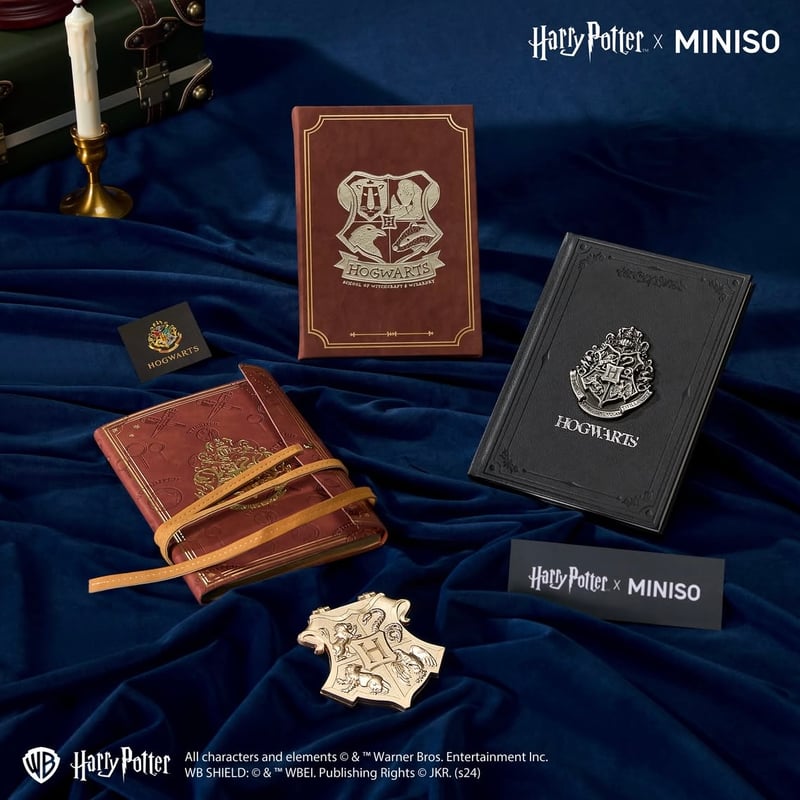 公式 ハリーポッターホグワーツ エンブレムレザーノート MINISO | Aki