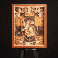 ハリーポッター ハッフルパフ アンティーク 3D 壁掛け時計 ライトブラウン 海外限定公式ライセンス品 ze