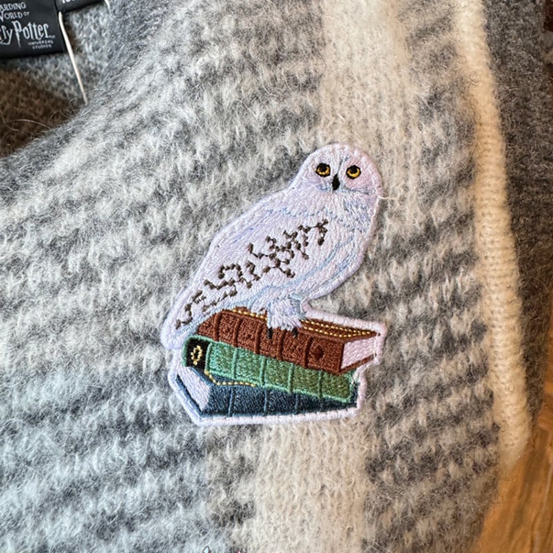ハリーポッター ヘドウィグ 刺繍 ニット ベスト ユニセックス ハリーポッター ヘドウィグ 刺繍 ニット ベスト ユニセックス