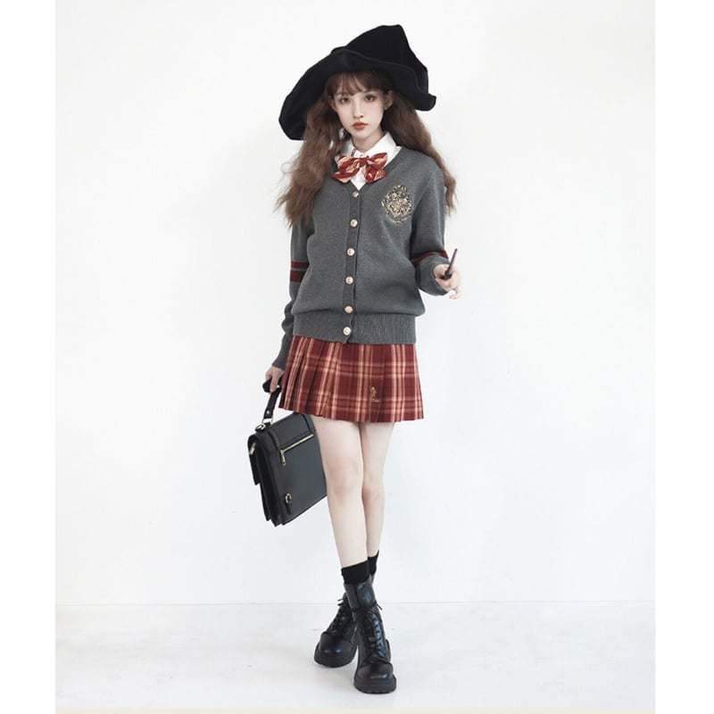 【公式】ハリーポッタースタジオツアー プリーツスカート+ネクタイ/現地購入・美品 公式】ハリーポッタースタジオツアー プリーツスカート+ネクタイ