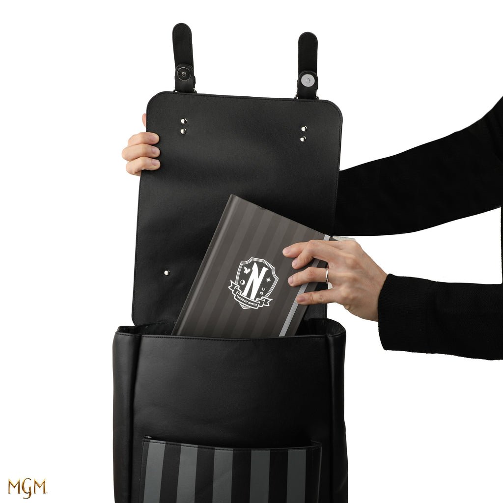 ウェンズデー ネヴァーモア・アカデミー スクールバッグ