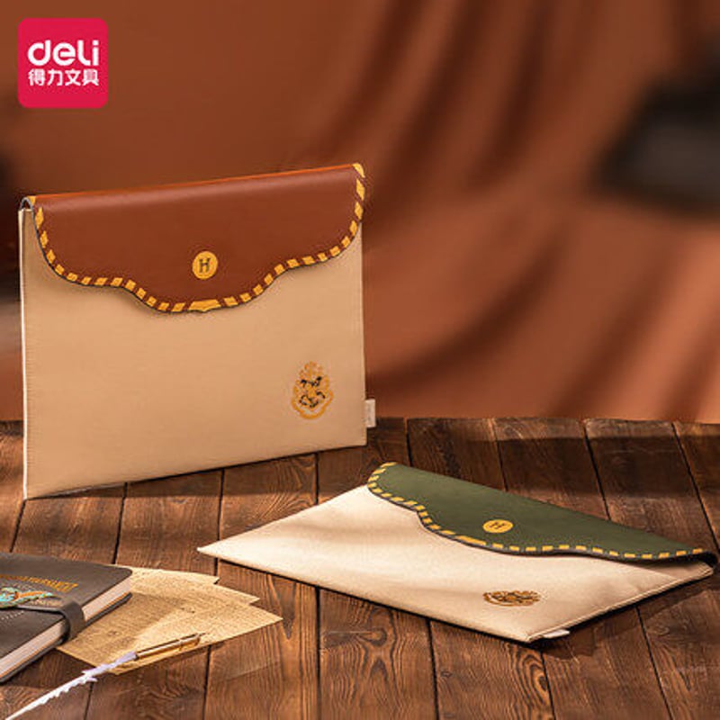 公式 ハリーポッターPC・タブレット 収納ケース ホグワーツデザイン