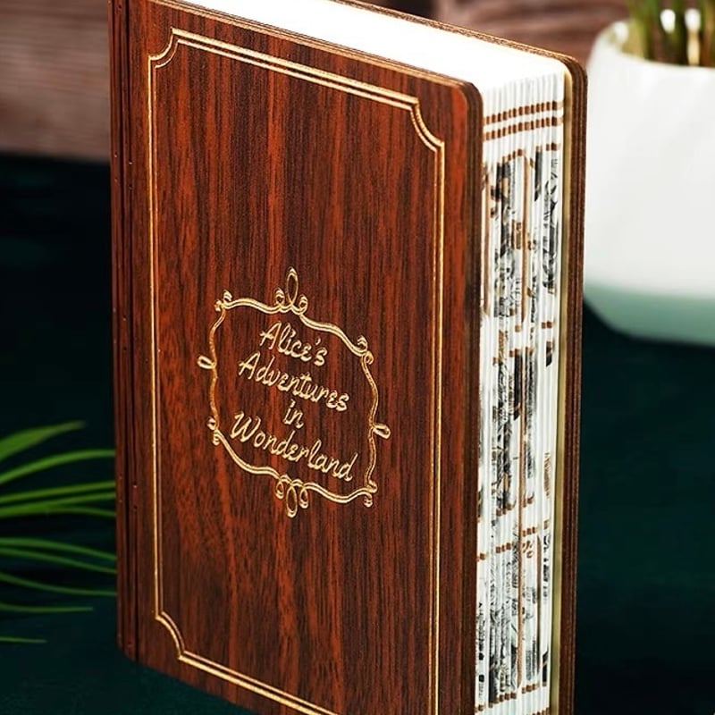 不思議の国のアリス ブック型ランプ 間接照明 美術作品シリーズ | Aki