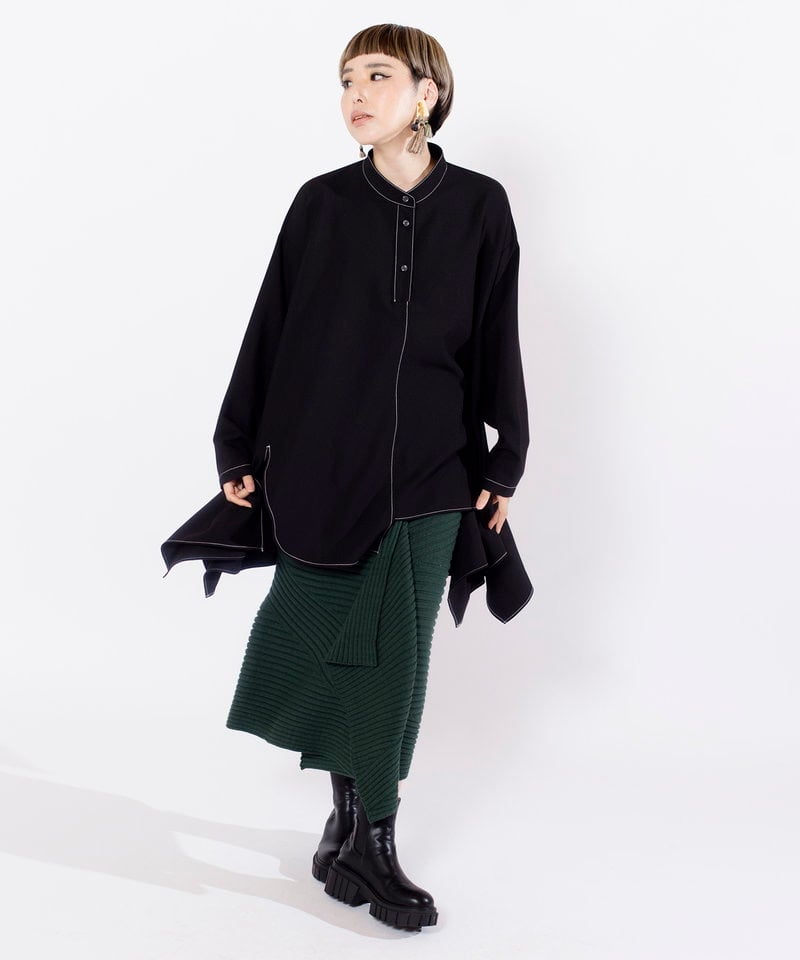 とも☆新品タグ付き⭐️OSMOSIS loafリブ切替ビッグフレアーコート OSMOSIS loafリブ切替ビッグフレアーコート カーキ とも☆新品タグ付き