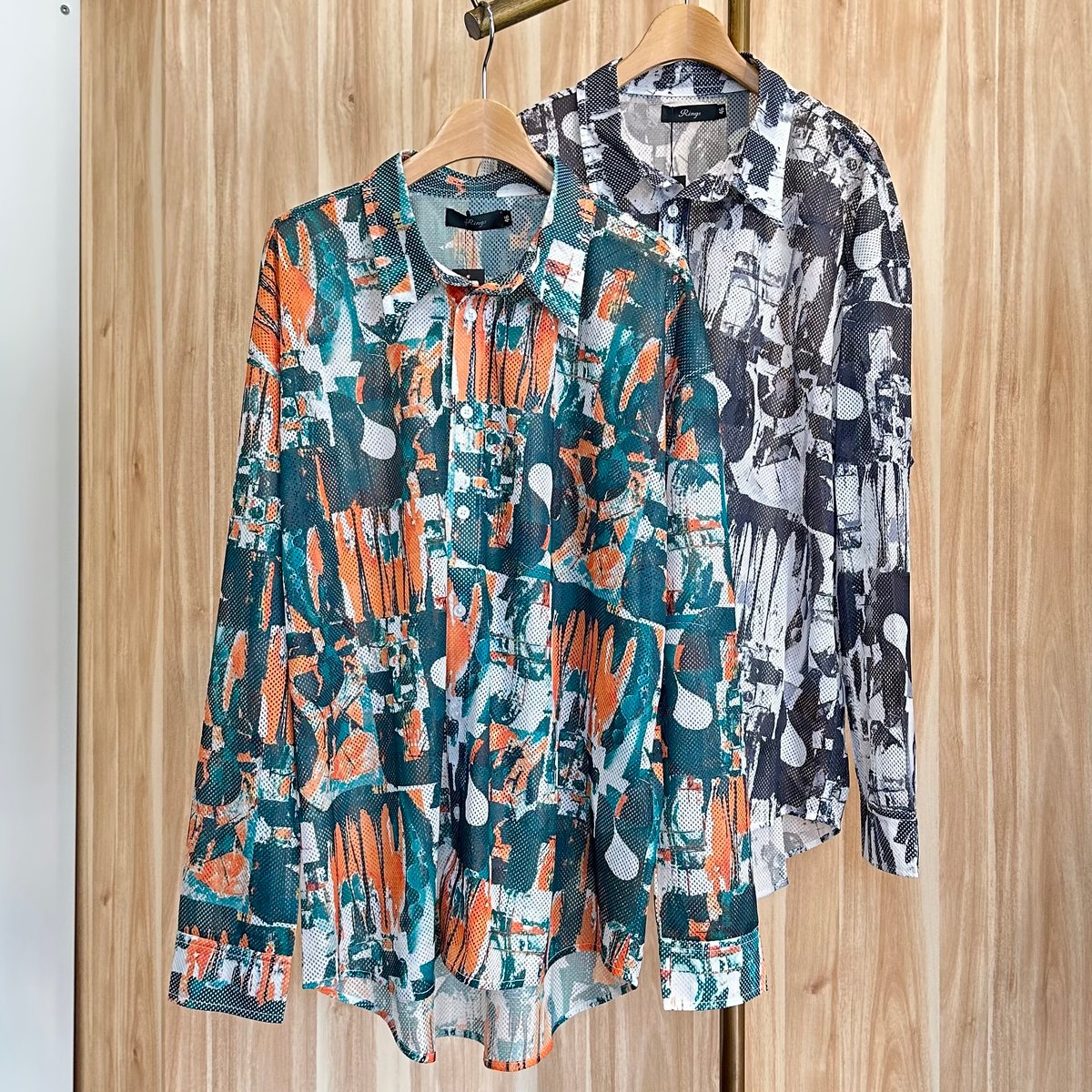 ☆【レオナール】ユニセックス Tシャツ 総柄 ペイント柄 綿100％ 半袖 M イカク カラーズ｜Tシャツ｜ユニセックス｜グラニフ(graniph