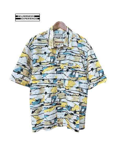 【WILDERNESS EXPERIENCE】All ever print shirt（825744）柄イエロー