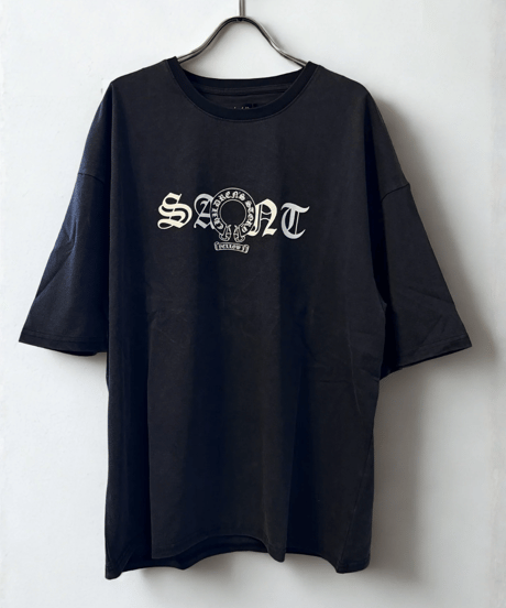 【Y.e(J)ow】クロスプリント＆刺繍Tシャツ