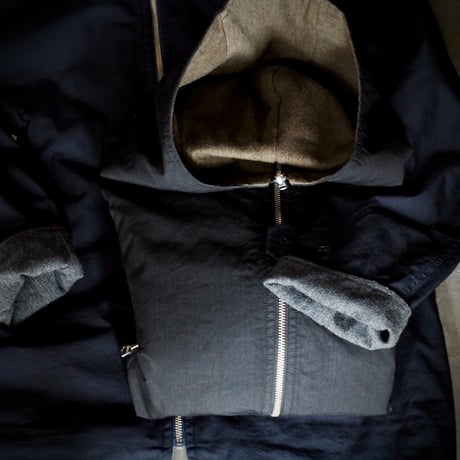 [ OMNIGOD unisex / オムニゴッド ] ＮＣブラックインディゴクロス×コットンウールツイル フードジャケット