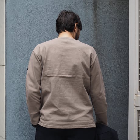 [ OMNIGOD mens / オムニゴッド ] ８/天竺 ボートネックチューブシャツ