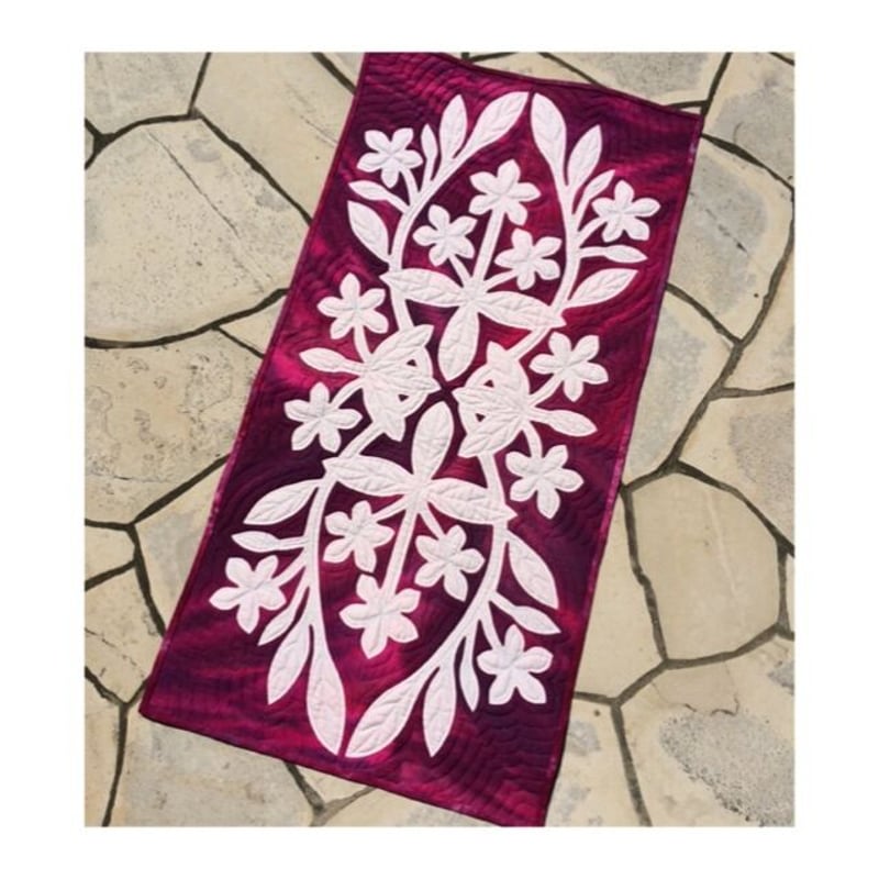 プルメリアのタペストリーキット 50×100 | Hawaiianquilt KAIOLOHIA