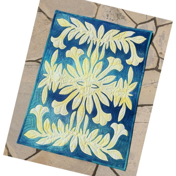 エンジェルトランペットのタペストリーキット 53×75 | Hawaiianquilt K